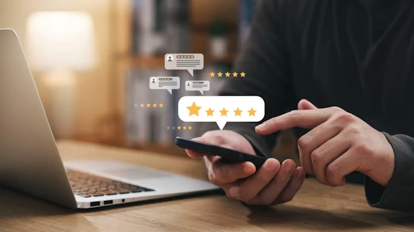 La Recommandation Client : Le Nouveau Bouche-à-Oreille à l'Ère du B2B Digital